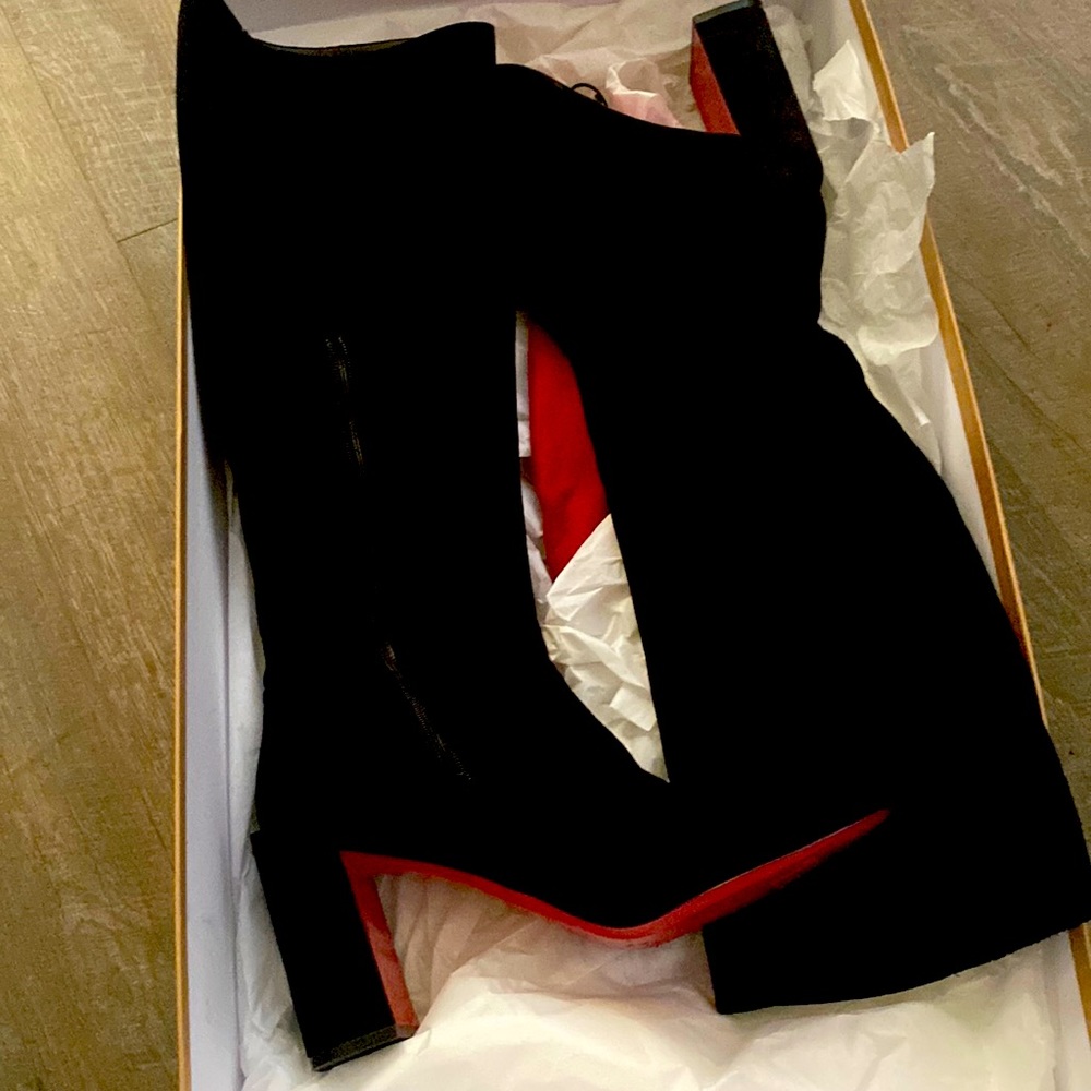 Cavalika 85 Veau Velours size 40.5